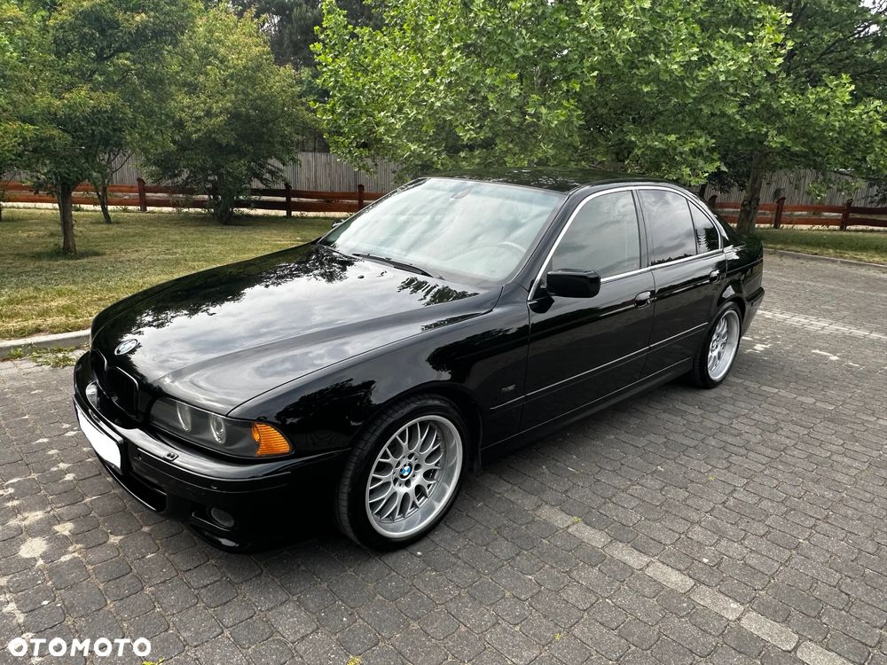 BMW Seria 5 540i - 1