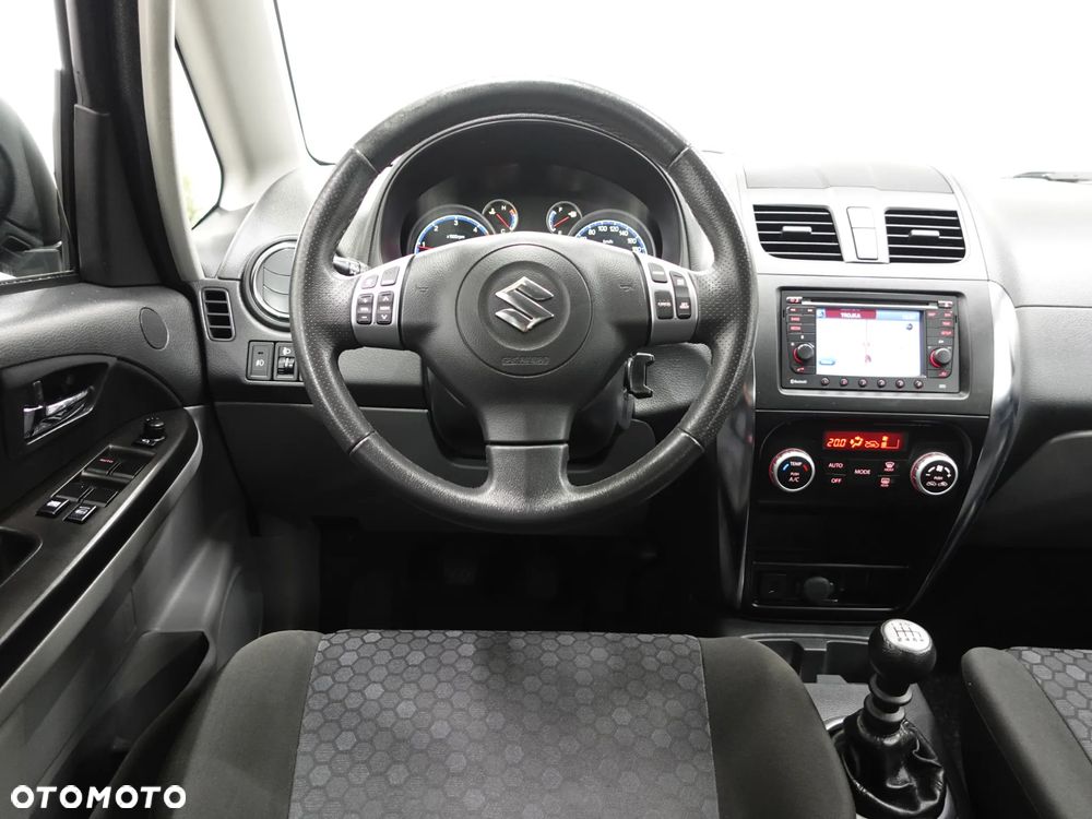 Suzuki SX4 2.0 DDiS 4x2 Style - 29