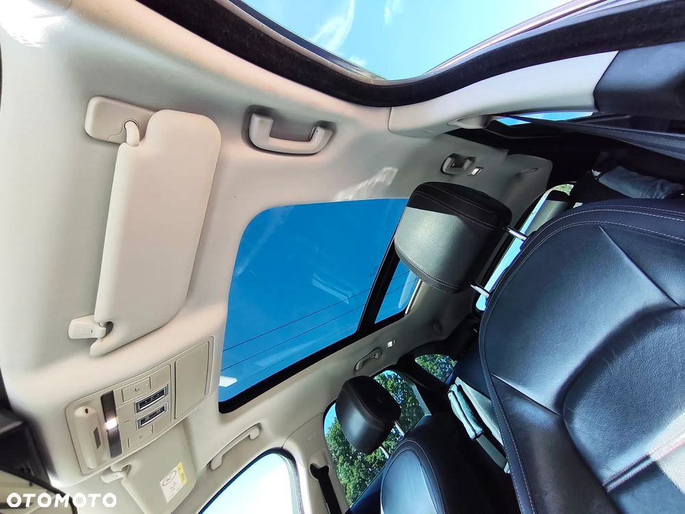 Jaguar F-Pace - 17