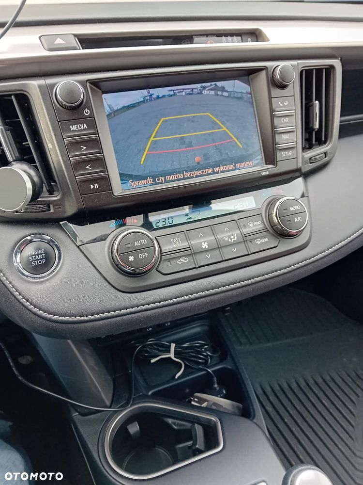 Toyota RAV4 - 9
