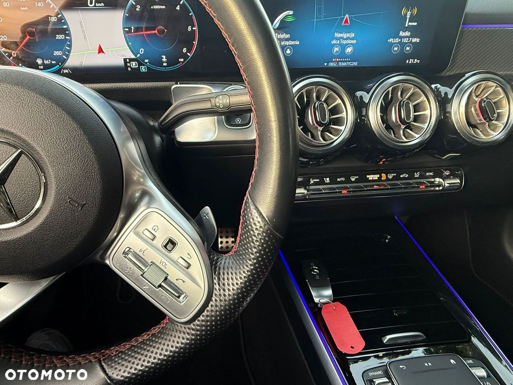 Mercedes-Benz GLB 200 d AMG Line 8G-DCT - 14