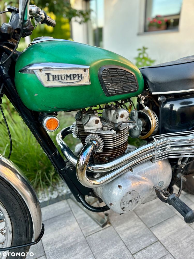 Triumph Trophy - 4