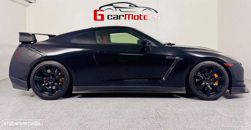 Nissan GT-R 3.8 V6 Black Edition - 8