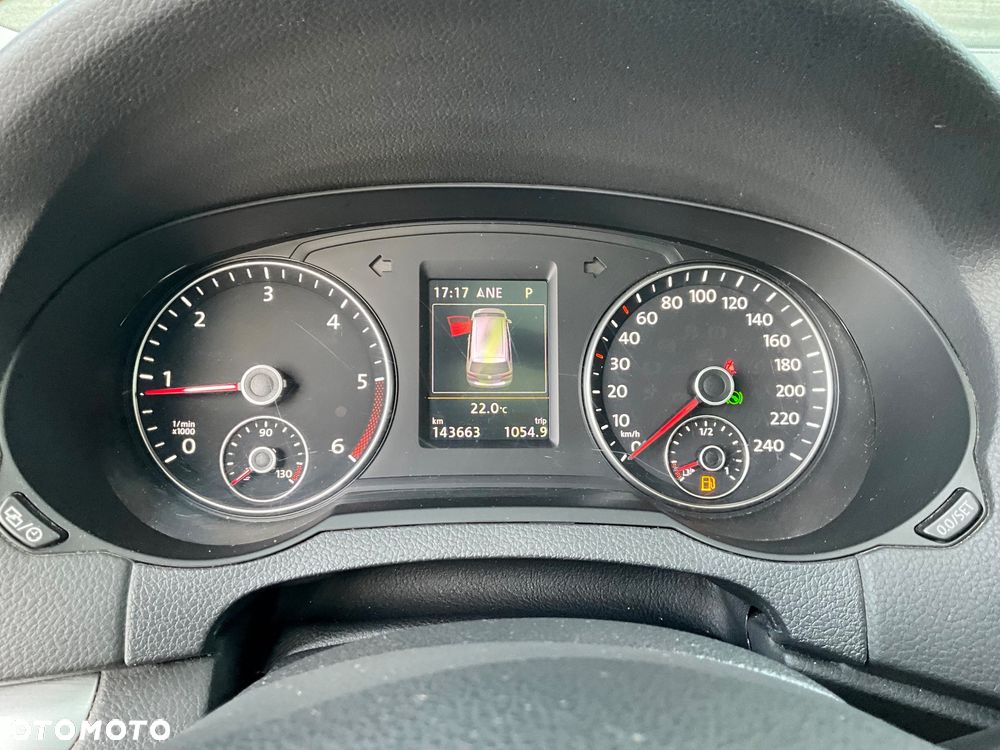 Volkswagen Sharan 2.0 TDI DSG BlueMotion Technology Highline - 29