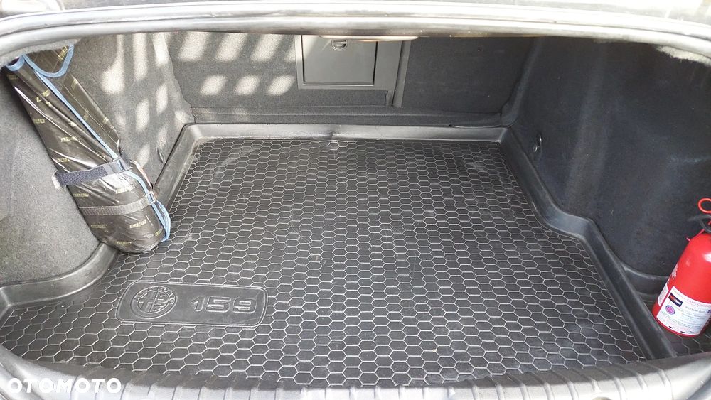 Alfa Romeo 159 2.0JTDM Sport Plus - 8