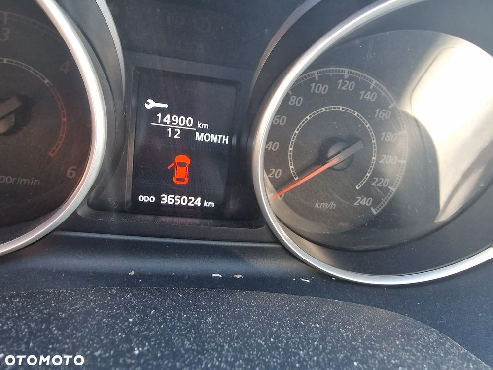 Mitsubishi Outlander 2.2 DID Intense EU5 - 6