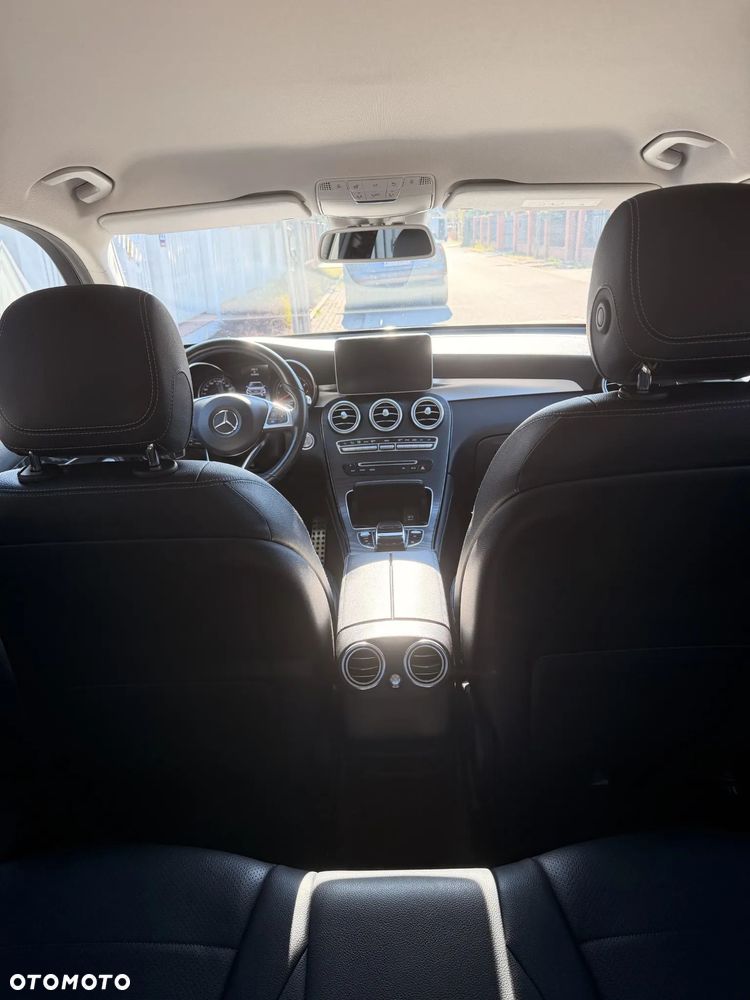 Mercedes-Benz GLC - 9