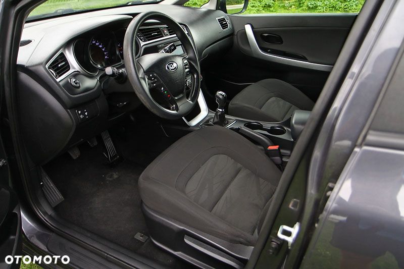 Kia Ceed - 7