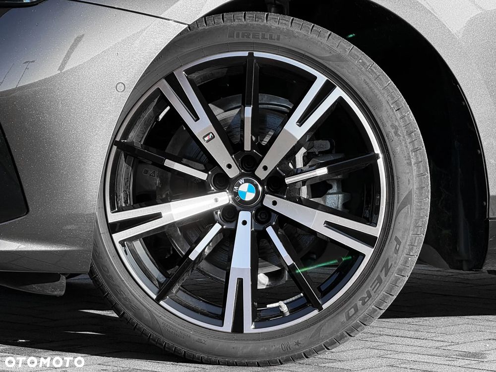 BMW Seria 5 520i - 13