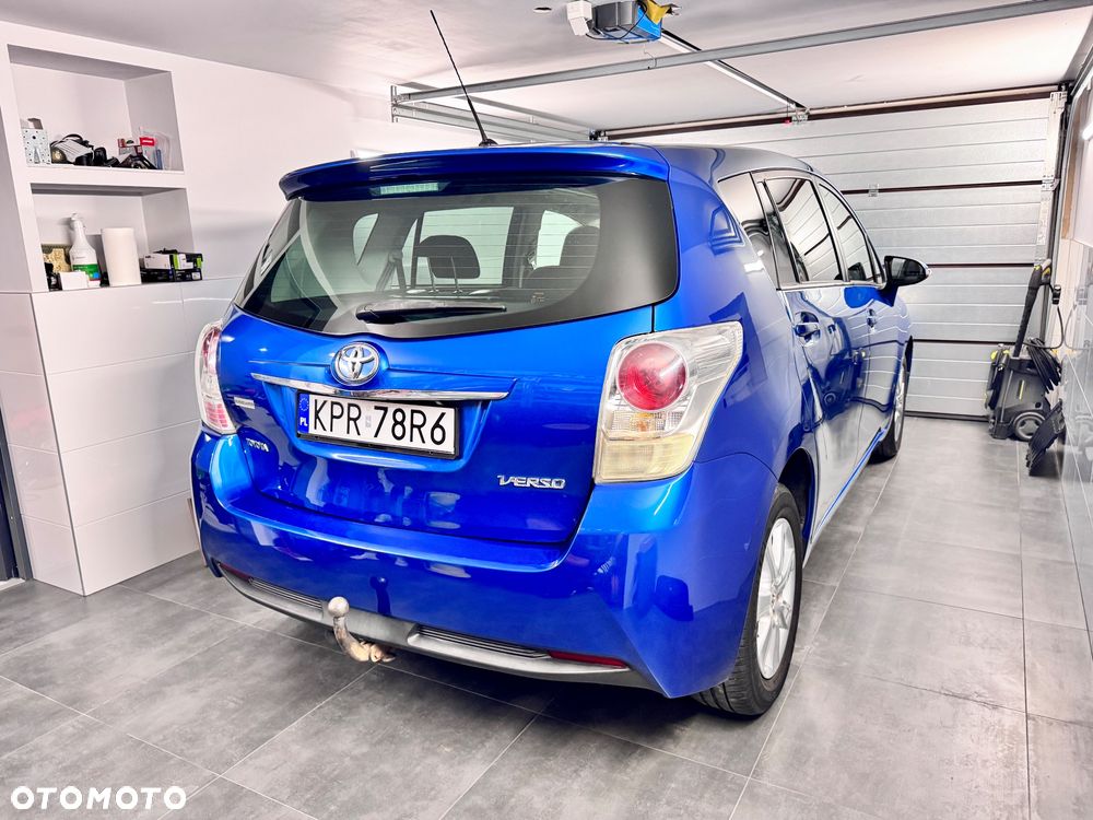 Toyota Verso 1.6 D-4D Prestige - 4