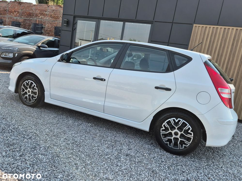 Hyundai i30 1.4 Blue Comfort - 8