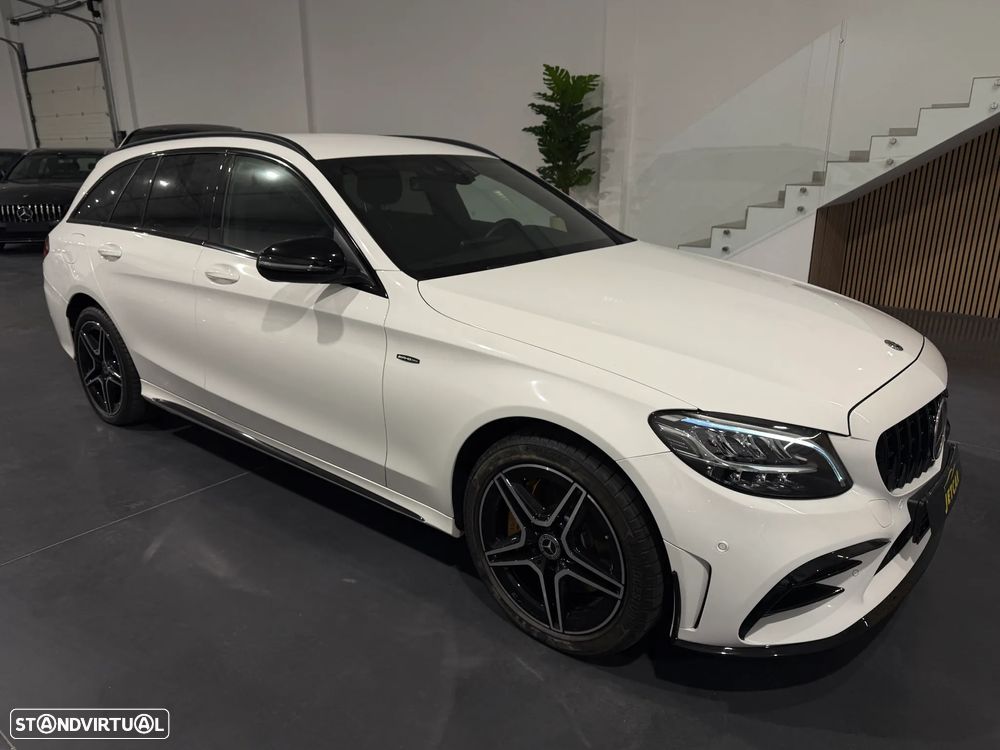 Mercedes-Benz C 300 de AMG Line - 4