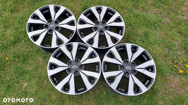 Felgi Aluminiowe 17 Kia Rondo 5x114.3 ET 46