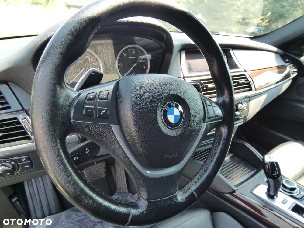 BMW X6 - 16