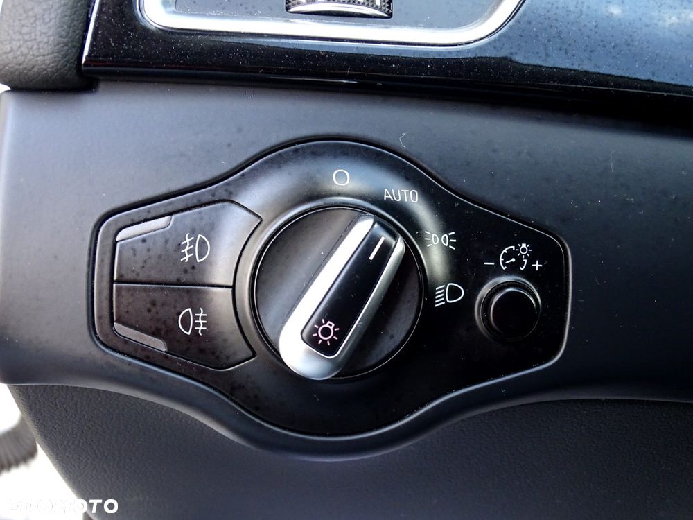 Audi A4 Avant 2.0 TDI DPF multitronic Ambiente - 10