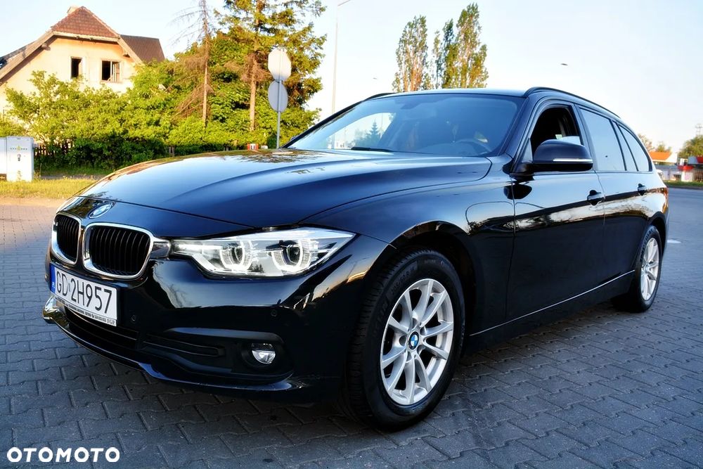 BMW Seria 3 318d - 12