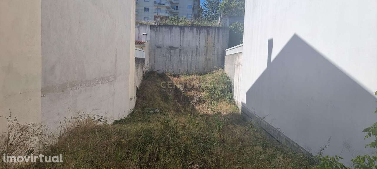 Lote na cidade Viseu para moradia em banda - Grande imagem: 5/7