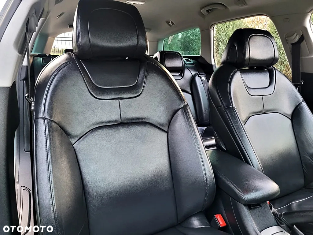 Citroën C5 Tourer HDi 115 FAP Business Class - 25