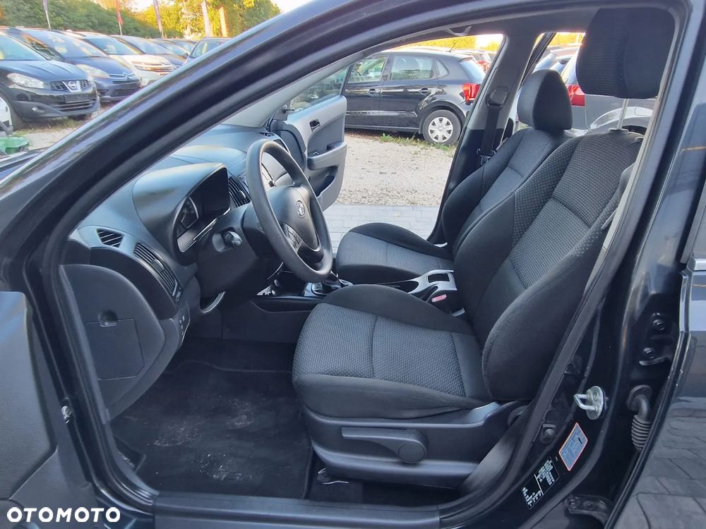 Hyundai i30 1.6 CRDI Classic - 21