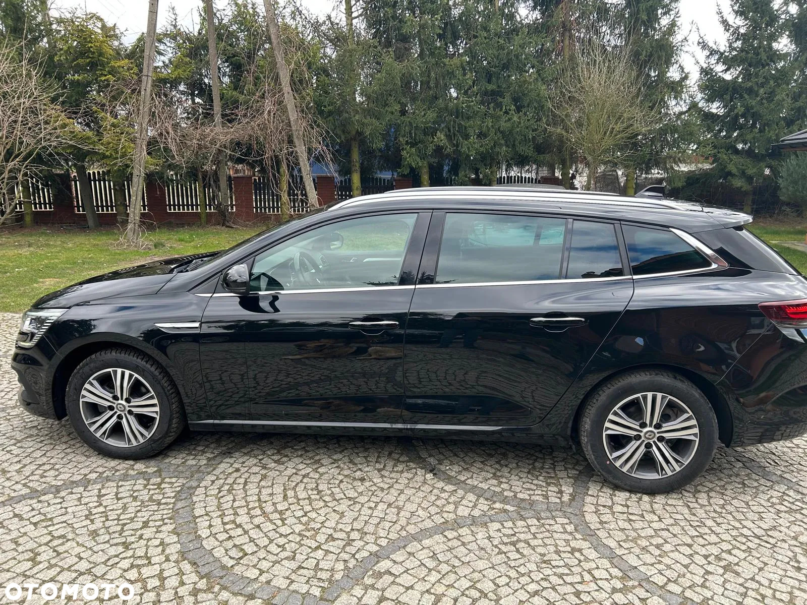 Renault Megane Grandtour TCe 140 GPF EDC LIMITED - 2