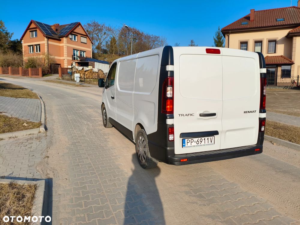 Renault Trafic - 17