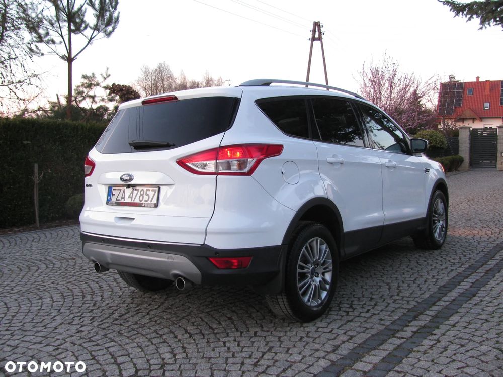 Ford Kuga 2.0 TDCi 2x4 SYNC - 36