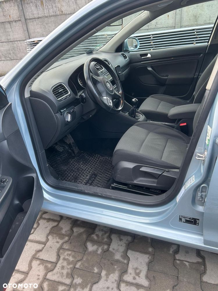 Volkswagen Golf 1.6 TDI Comfortline - 6