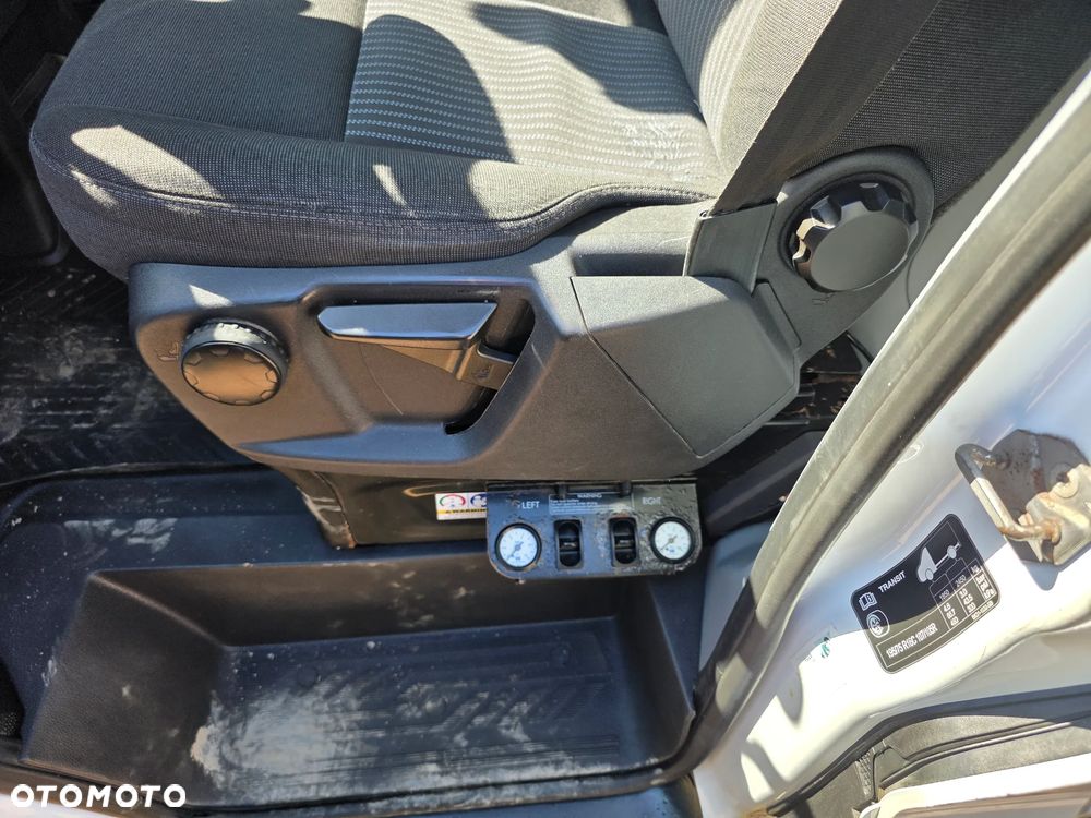 Ford Transit - 11