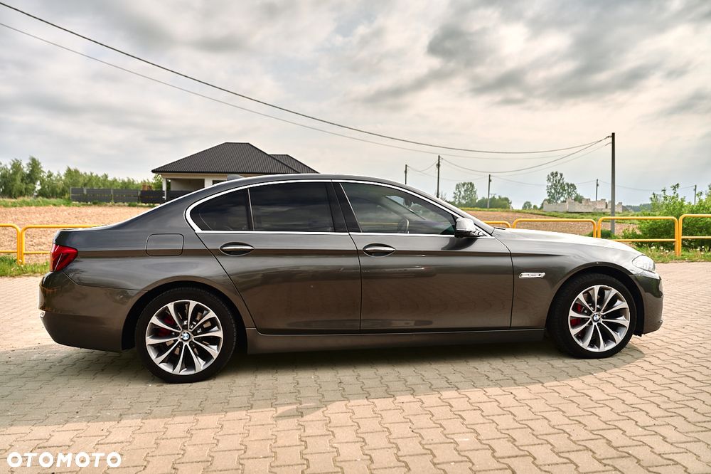 BMW Seria 5 525d xDrive Modern Line - 15