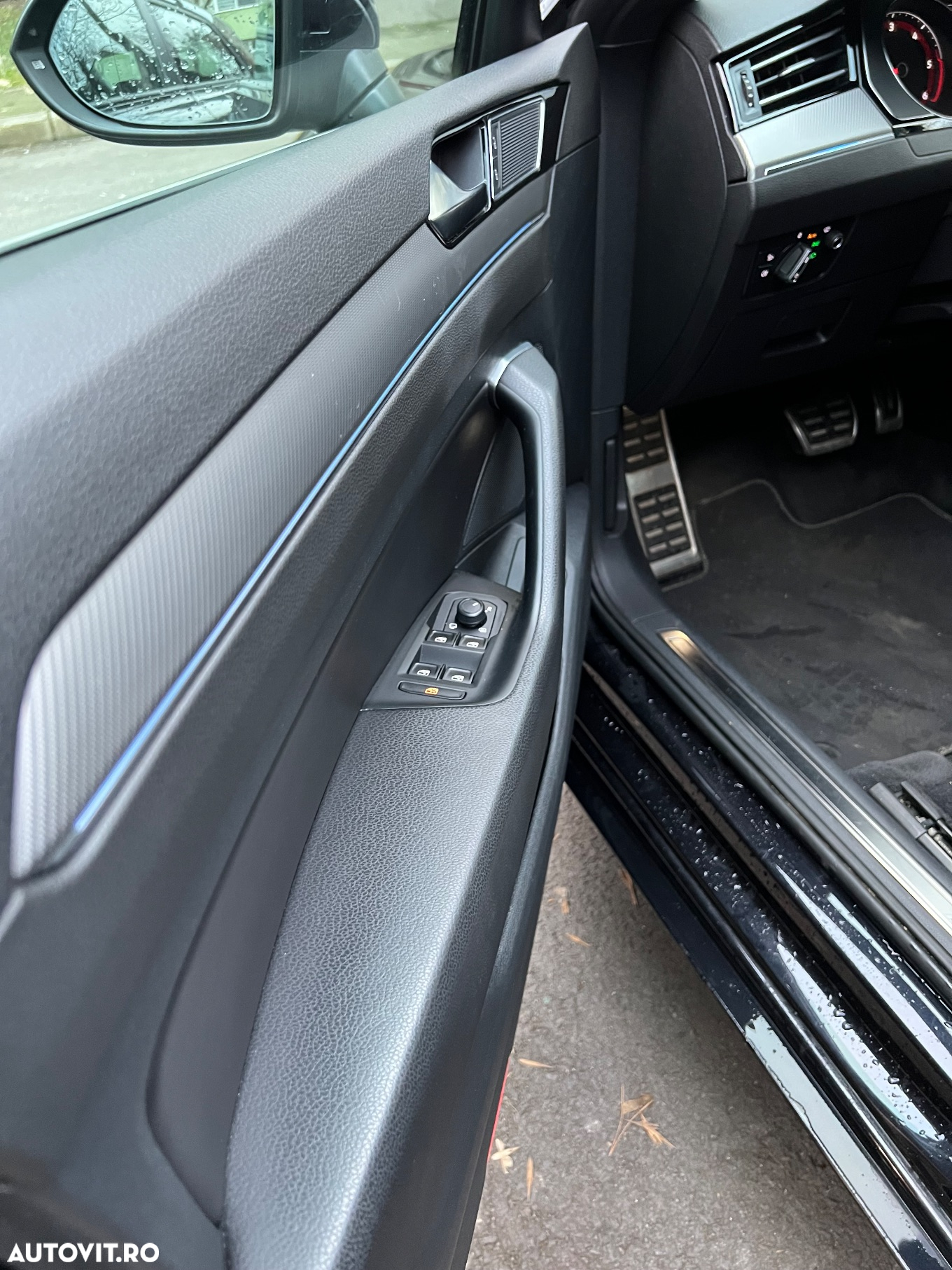 Volkswagen ARTEON 2.0 TDI DSG 4Motion R-Line - 14