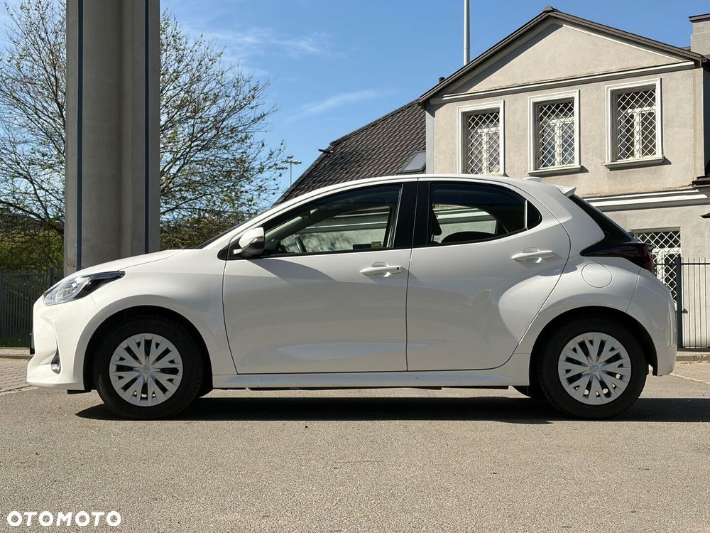 Toyota Yaris 1.5 Comfort CVT - 2