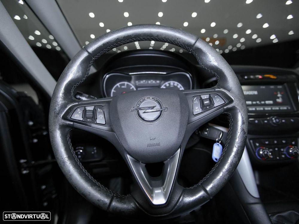 Opel Zafira - 18