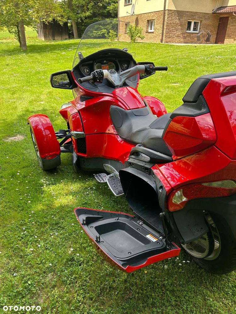 Can-Am Spyder - 7