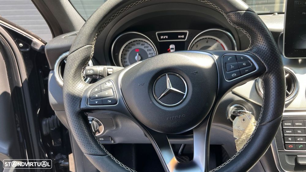 Mercedes-Benz GLA 200 (CDI) d 4Matic 7G-DCT Urban - 13