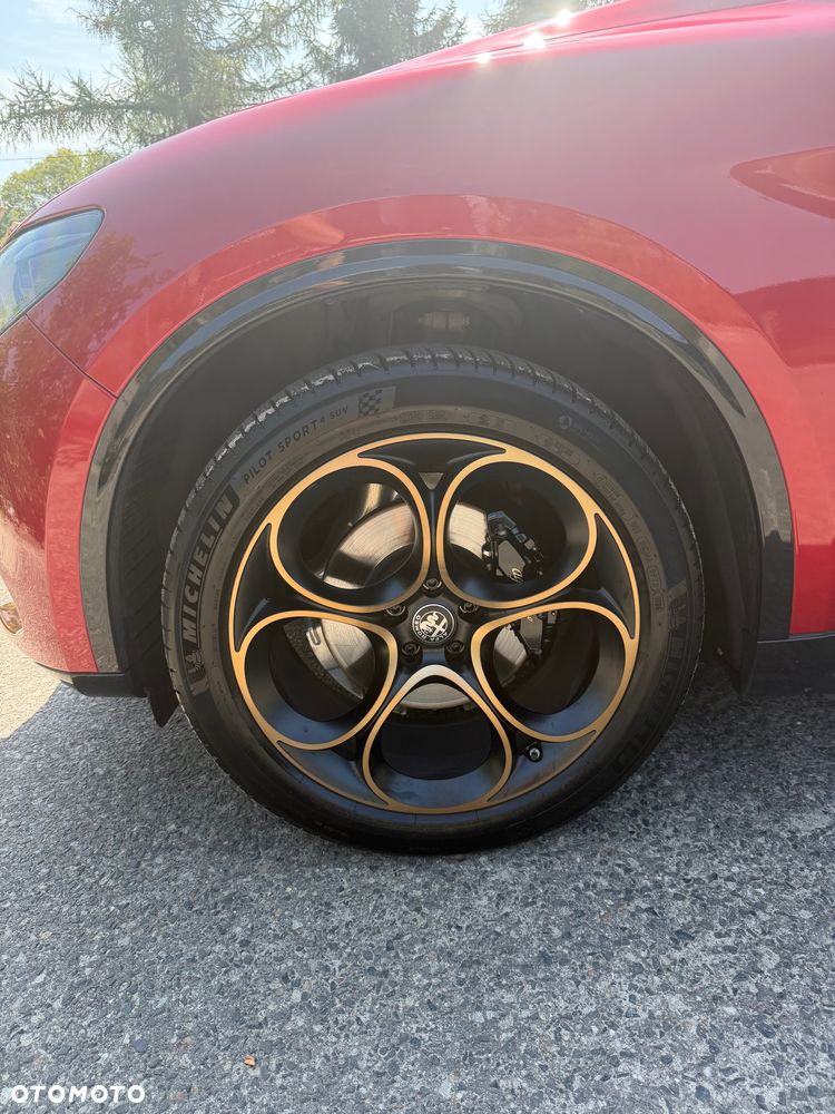 Alfa Romeo Stelvio 2.0 Turbo Intensa Q4 - 11