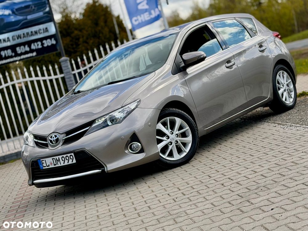 Toyota Auris 1.4 D-4D Life Plus - 38