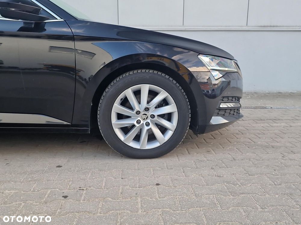 Skoda Superb 2.0 TSI Ambition DSG - 19