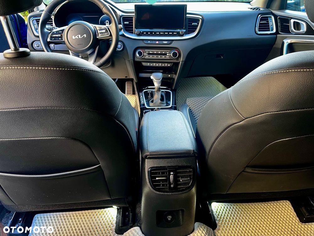 Kia Ceed 1.5 T-GDI Business Line Plus DCT - 16