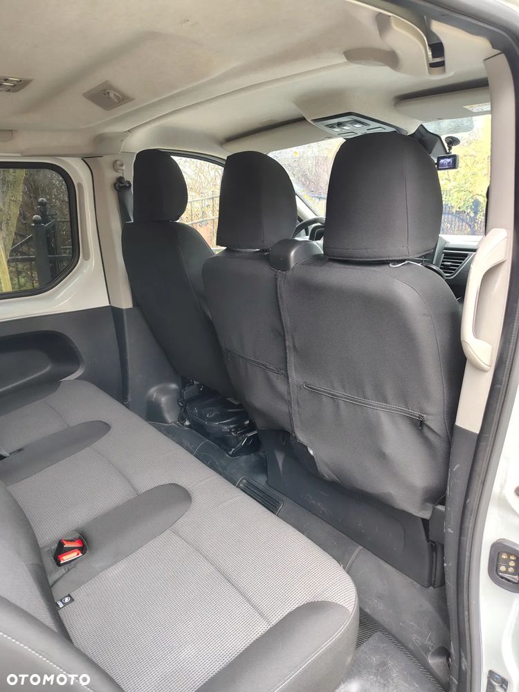 Renault Trafic - 12