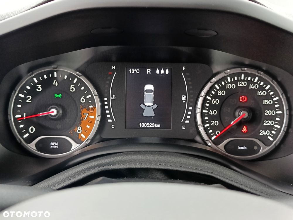 Jeep Renegade 1.4 MultiAir DSG Longitude - 30