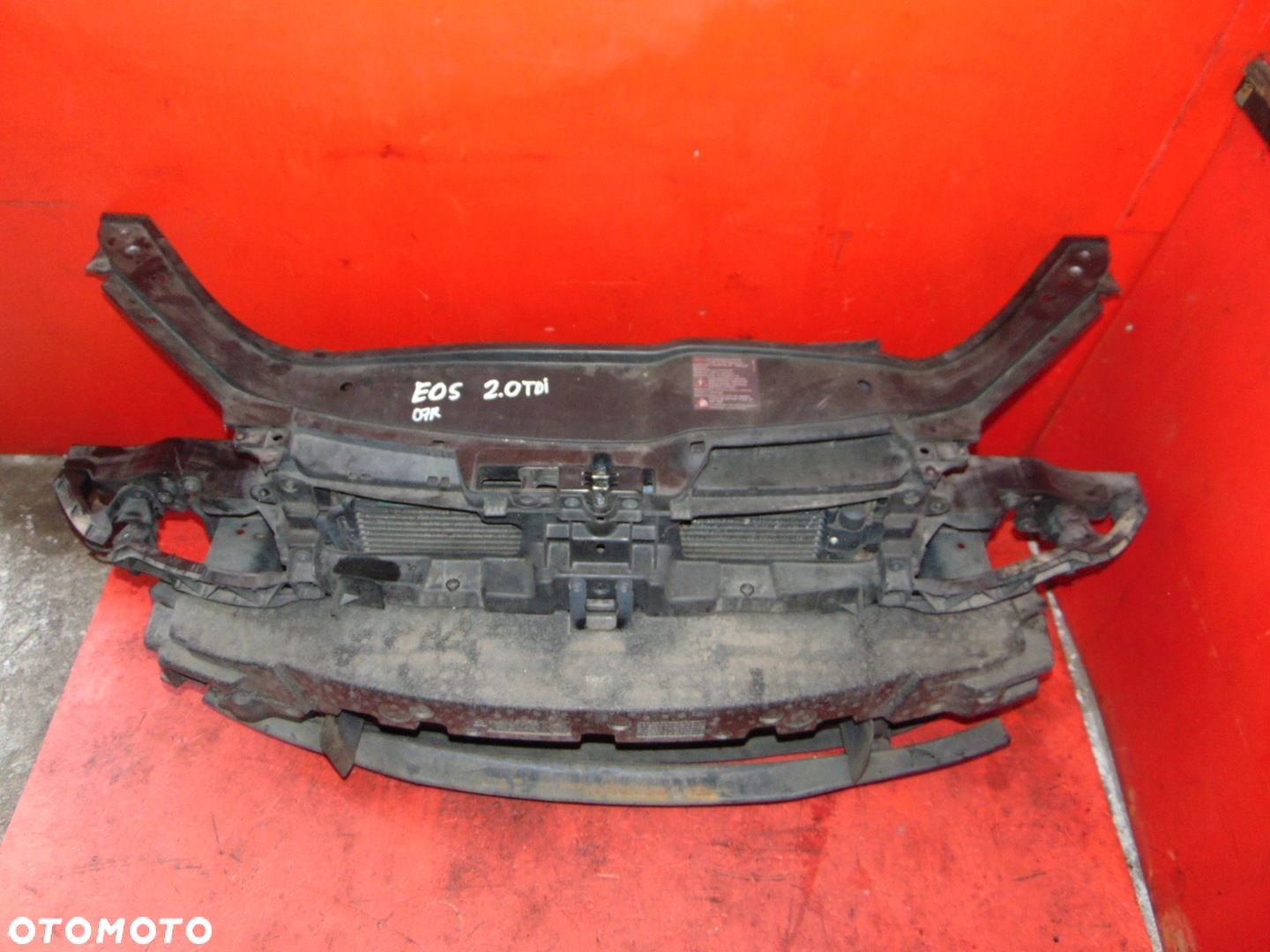 VW EOS 2.0 TDI PAS PRZEDNI CHŁODNICE WENTYLATOR - 1