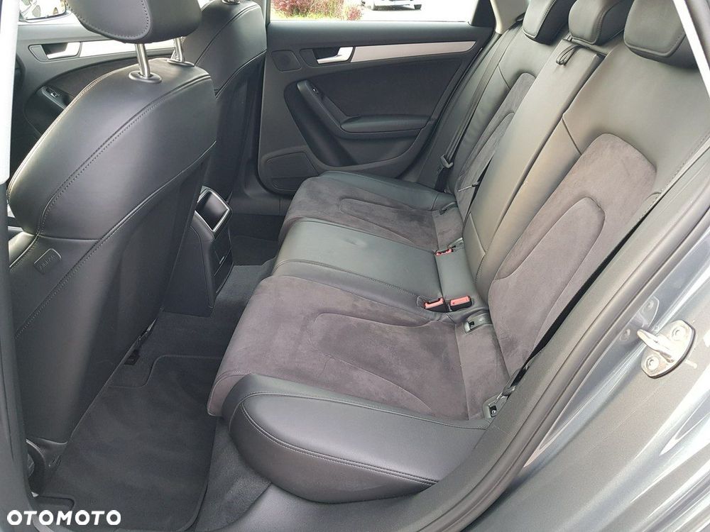 Audi A4 Allroad - 11