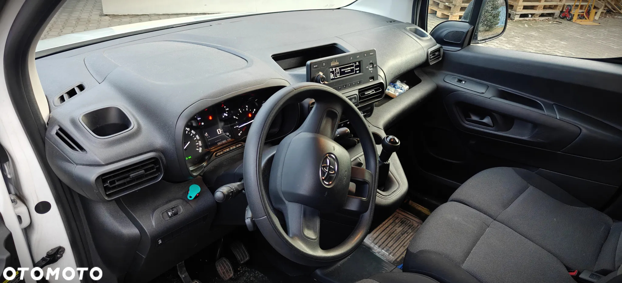 Toyota ProAce Kombi 1.5 D-4D Compact 2,6t - 6