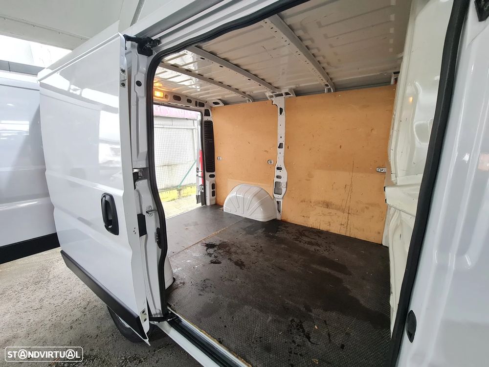 Fiat DUCATO 2.0 M-JET L1H1 * Câmera/ Ac / Gps / IVA dedutível - 16