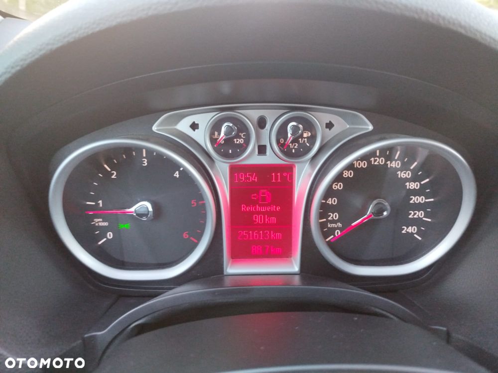 Ford Kuga 2.0 TDCi 4x4 Individual - 19