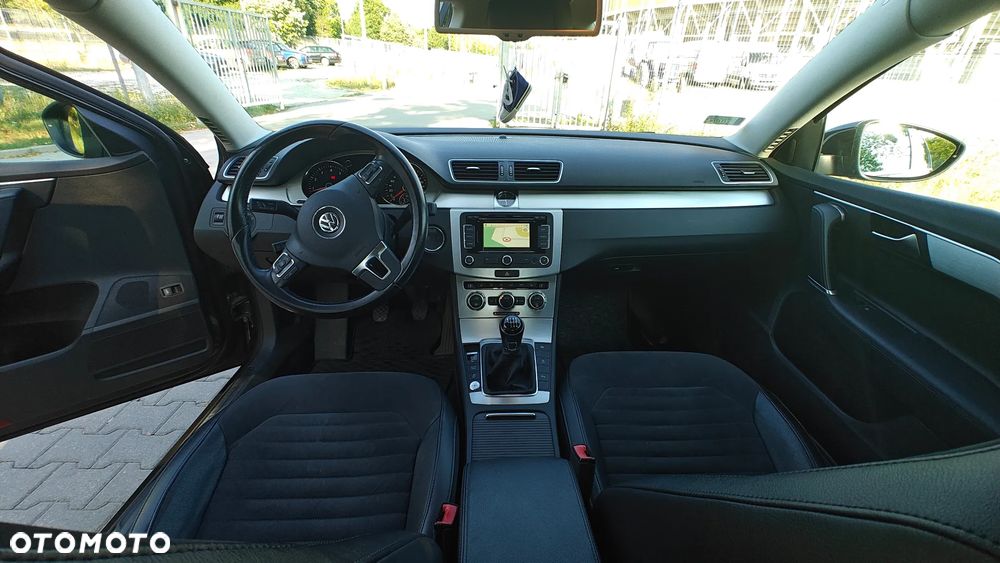 Volkswagen Passat 1.4 TSI BMT Highline - 4