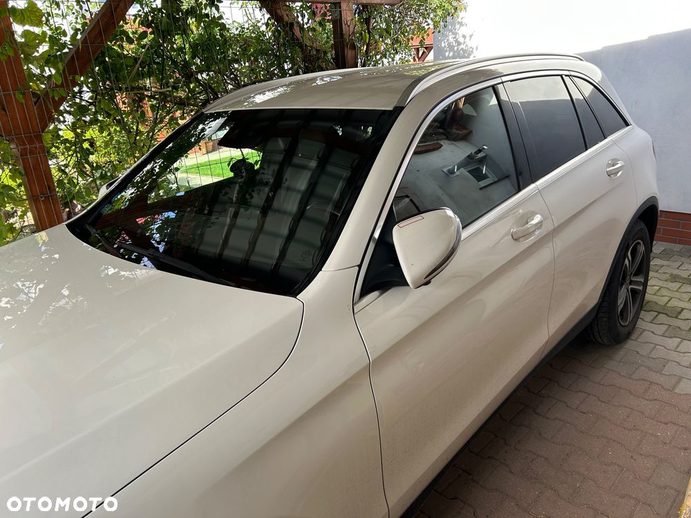 Mercedes-Benz GLC 250 4-Matic - 11