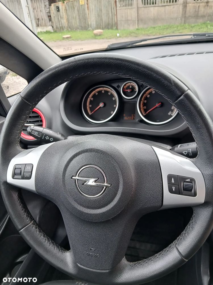 Opel Corsa - 21