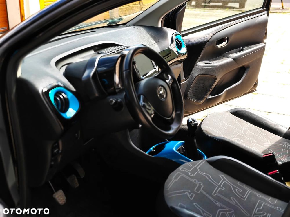 Toyota Aygo 1.0 VVT-i Black Edition - 12