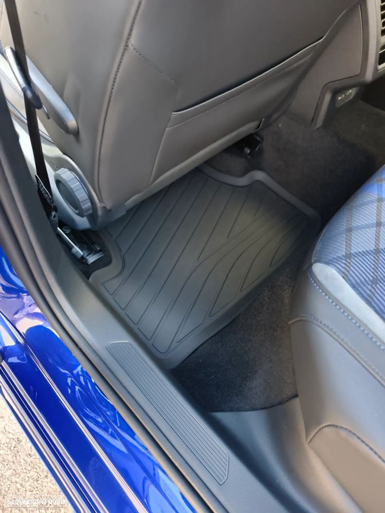 VW Golf 2.0 TSI R DSG - 23